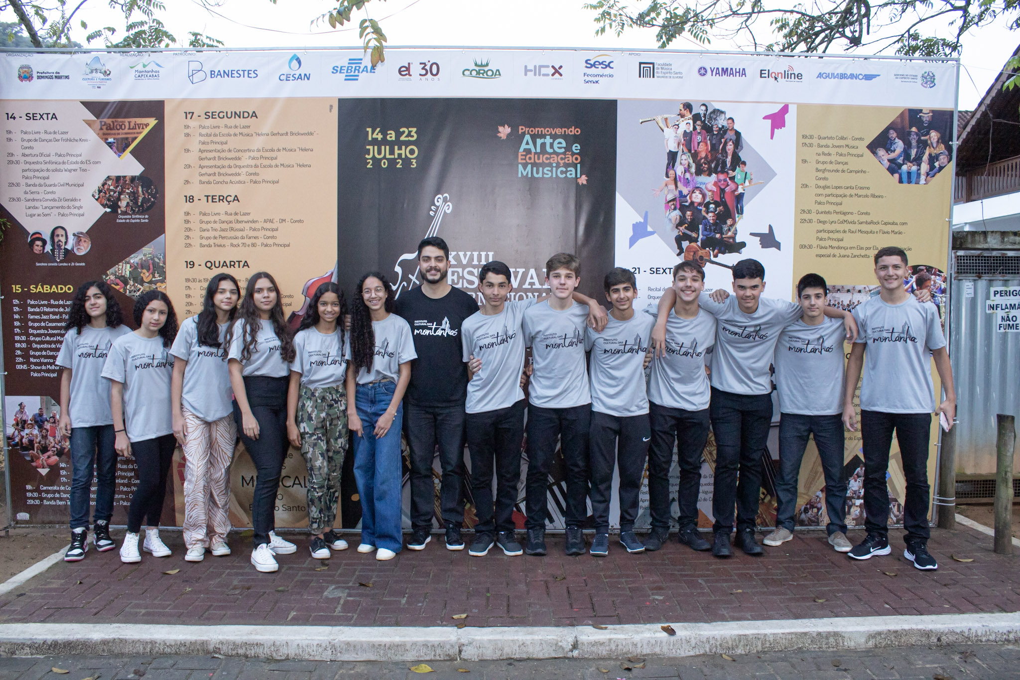 Alunos participantes das oficinas de musica do Instituto Cultural das Montanhas.jpg Acervo Instituto Cultural das Montanhas