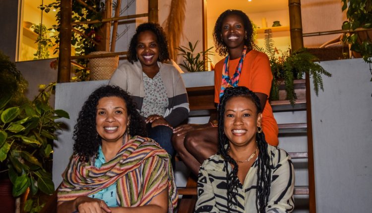 Fundadoras do coletivo Clã das Pretas, um dos realizadores do evento para Dia Nacional da Consciência Negra